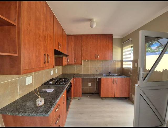 2 BEDROOM PROPERTY TO RENT IN GREENGATE